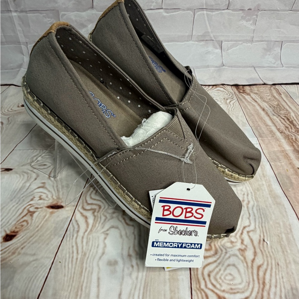 NWT BOBS by Skechers Memory Foam Slip-On Shoes Taupe Espadrille Casual Size 6W - Picture 4 of 6